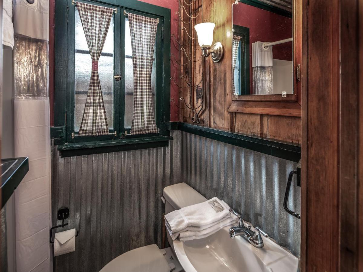 Apache Village 6, King Studio With Sleeper Sofa, Sleeps 3 Ruidoso Bagian luar foto