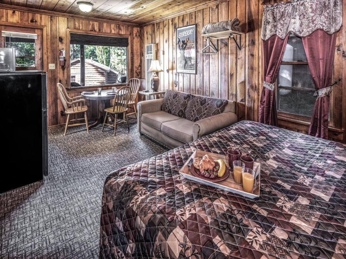 Apache Village 6, King Studio With Sleeper Sofa, Sleeps 3 Ruidoso Bagian luar foto